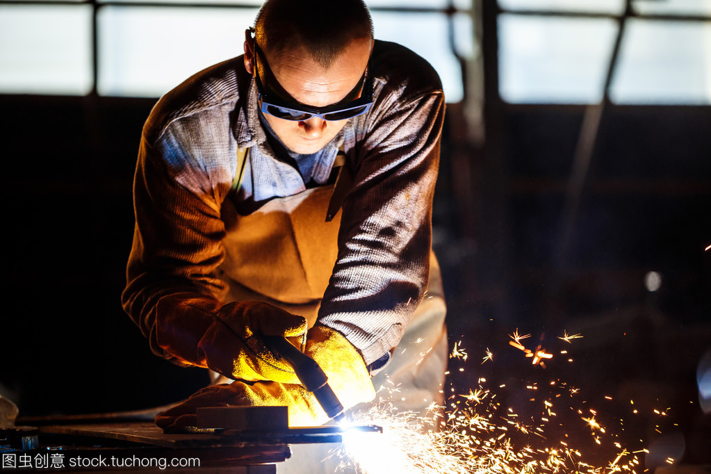 切割金属与等离子设备 金属切割及焊接设备的综合应用与销售指南